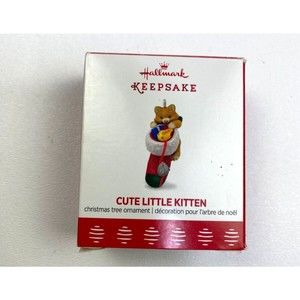 Hallmark Keepsake 2017 Cute Little Kitten Ornament Stocking Mouse Dangle NEW